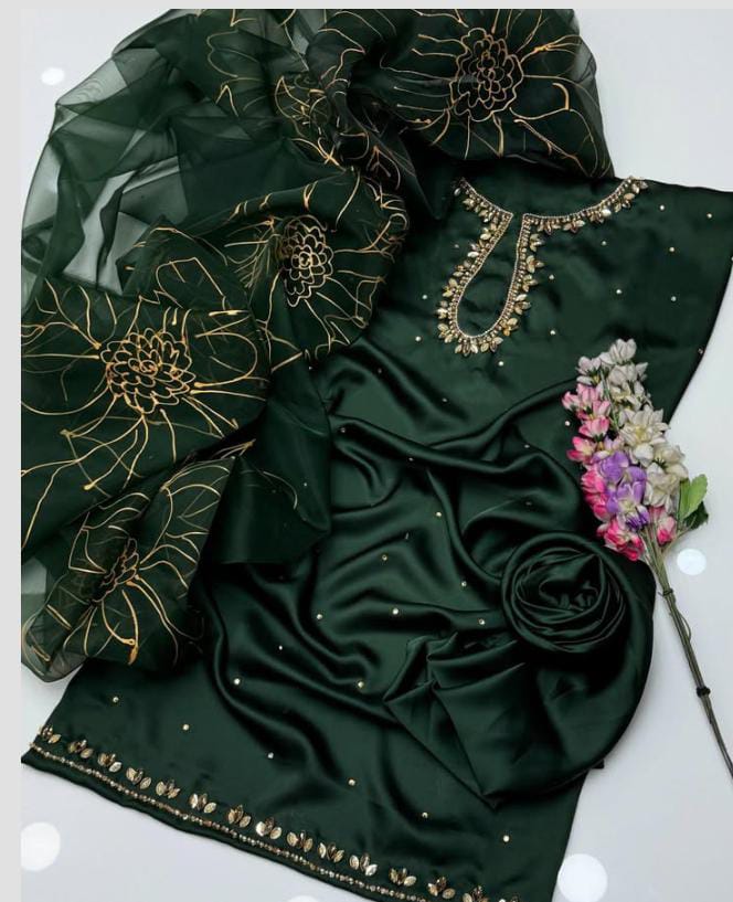 Luxe Shamooz Silk & Organza Embroidered Ensemble